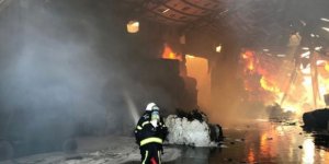 Kahramanmaraş'ta tekstil deposunda yangın