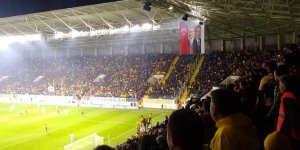 Eryaman Stadyumu'nda konuk  Yeni Malatyaspor