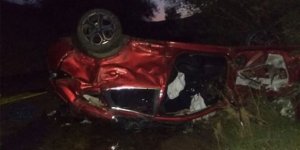 Otomobil devrildi: 2 ölü, 6 yaralı
