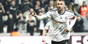 Burak Yılmaz'dan Beşiktaş'a veda mesajı