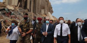 Macron'dan 'Beyrut'taki patlama için şeffaf soruşturma' ve 'yolsuzlukla mücadele' çağrısı