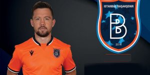 Uğur Uçar bir yıl daha Medipol Başakşehir'de