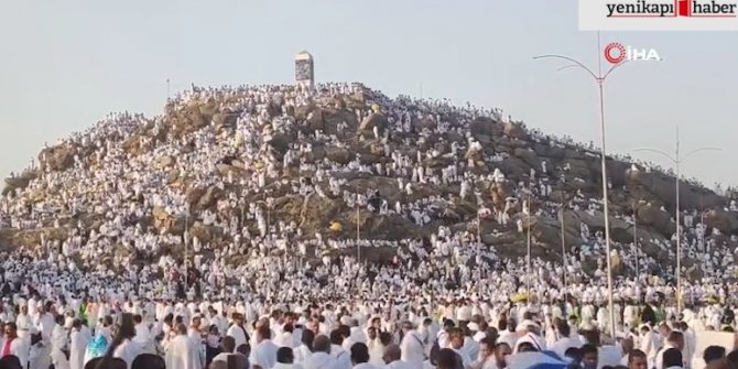 Hacı adayları Arafat'ta